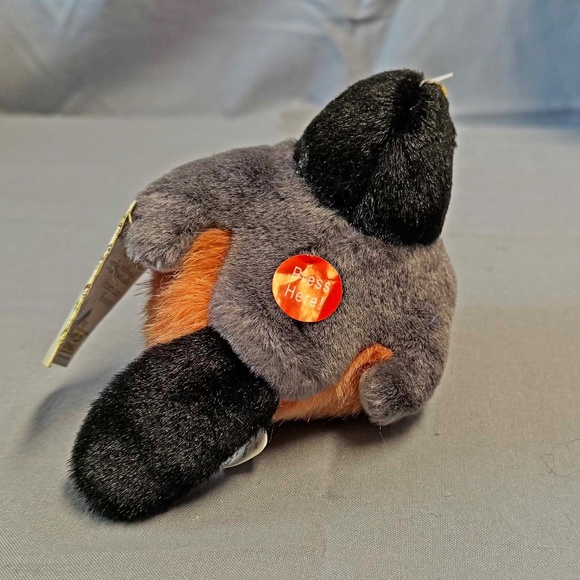 SINGING BIRD, PLAYS REAL BIRD CALLS, AMERICAN ROBIN, 6 L x 4 ½ W x 4 ¾ H INCH - Picture 5 of 16